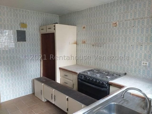 Imagen 27 de 30 de Casa En Venta En Barquisimeto. Zona Centro, Selena Pacheco Tlf. 04245197639. Cód. 21-19623. Lara, Venezuela