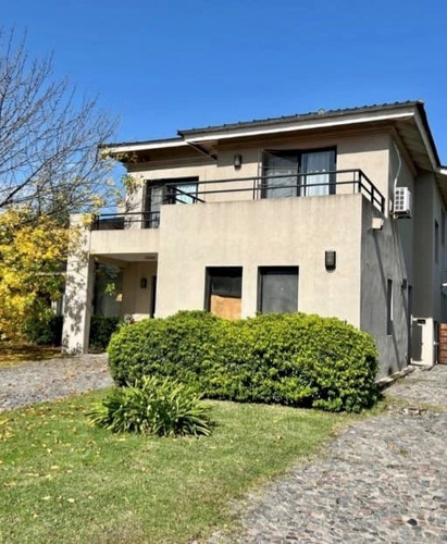 Imagen 3 de 17 de Casa En Venta En Santa Barbara, Tigre, G.b.a. Zona Norte