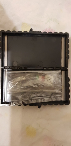Imagen 4 de 4 de Mini Juego Espacial Con Dado Y Fichas Largo 8.5cm Ancho 4.5c