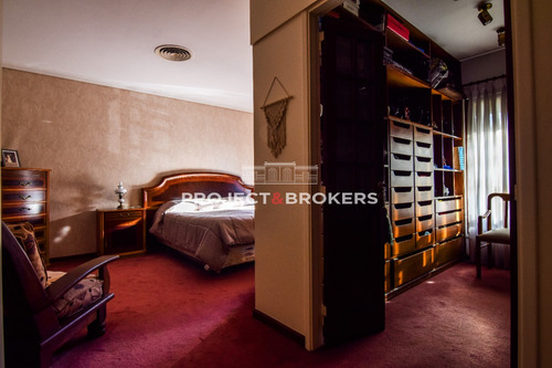 Espectacular Chalet En Castelar Norte