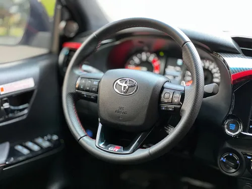 Toyota Hilux 2.8 Gr-S