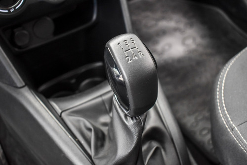 Imagen 10 de 15 de Peugeot 2008 1.6 Allure L/19 2021 La Plata 693