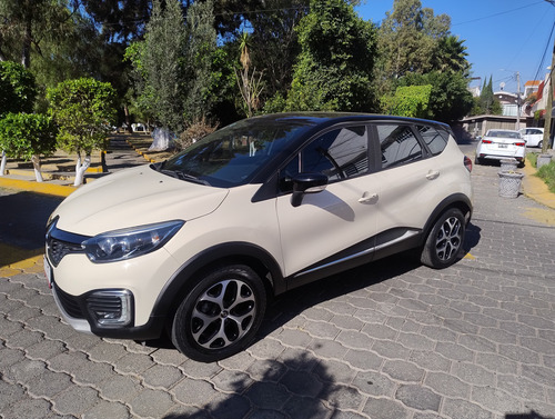 Renault Captur 2.0 Iconic At