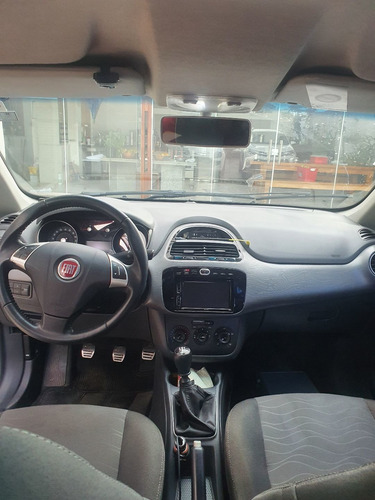 Imagem 6 de 6 de Fiat Punto 2014 1.6 16v Essence Flex 5p