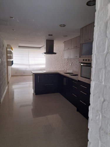 Imagen 6 de 17 de Se Alquila Espectacular Apto Actualizado 60m²-2h+2b+1p-el Encantado-macaracuay-if