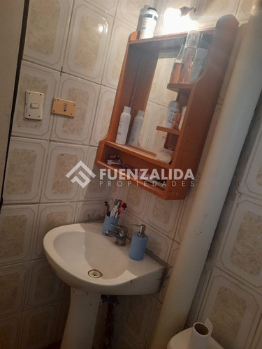 Departamento En Venta De 1 Dorm. En Talagante