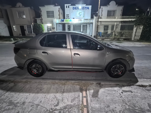 Renault Logan 1.6 Dynamique Mt