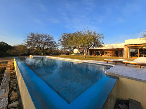 Córdoba, Anisacate, Casa De 3 Dormitorios, Arroyo Y Visuales A Las Sierras
