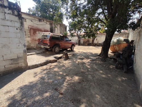 Imagen 20 de 30 de Terreno En Venta La Mata Cabudare, Ubicado En Esquina, Servicio Electrico, Tanque De Agua, Info. 0424-5325471, Codigo 22-17824 Mf