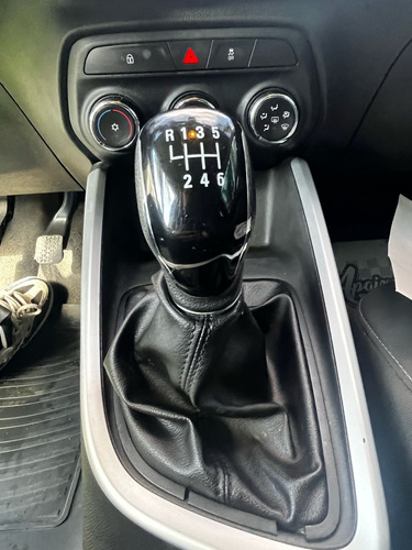 Chevrolet Onix 1.0 Lt 5p