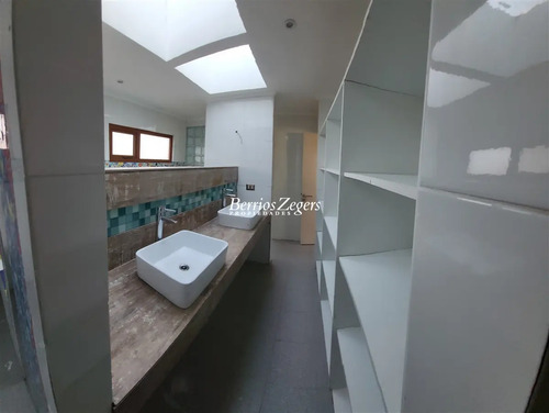 Nueva Casa En Venta De 6 Dormitorios Mantagua