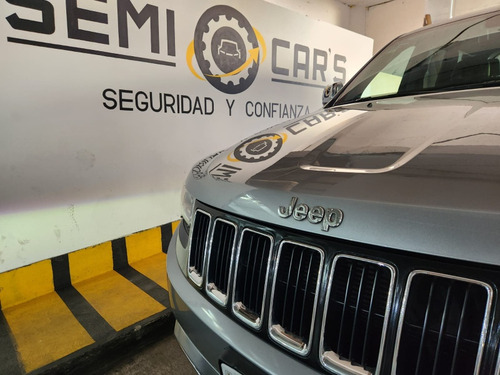 Jeep Grand Cherokee 3.6 Limited Lujo V8 4x2 At