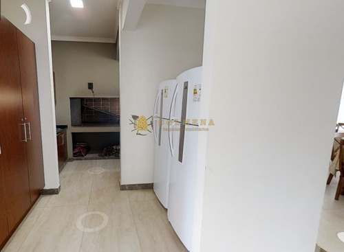 Oportunidad De Tener Un Apto De Categoría, En Venta 2 Dormitorios, Todos Los Servicios- Ref: 3753