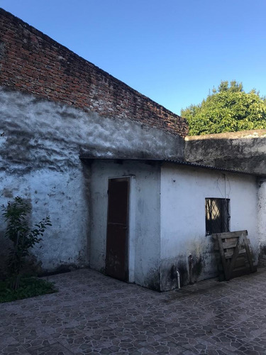 Imagen 14 de 14 de Casa La Blanqueada Bajo Precio. Oyen Ofertas