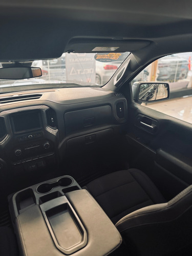 Chevrolet Silverado 2.7 T Doble Cabina 4X4 At