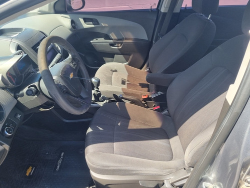 Imagen 13 de 16 de Chevrolet Sonic 2013 1.6 Lt