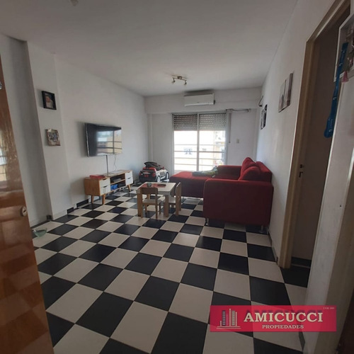 Imagen 12 de 14 de Excelente Departamento En San Martin Centro Con Cochera