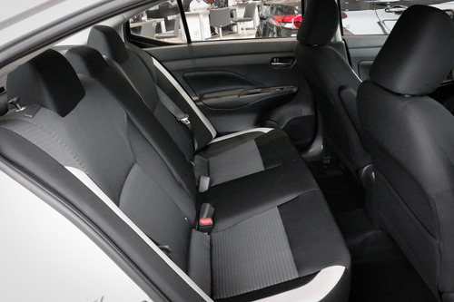 Imagem 6 de 11 de Nissan Versa Advance 1.6 (flex) (aut)