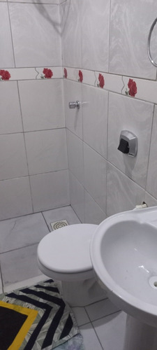 Imagem 11 de 13 de Casa 2 Qrts,um Sendo Suíte,garagem Espaçosa,