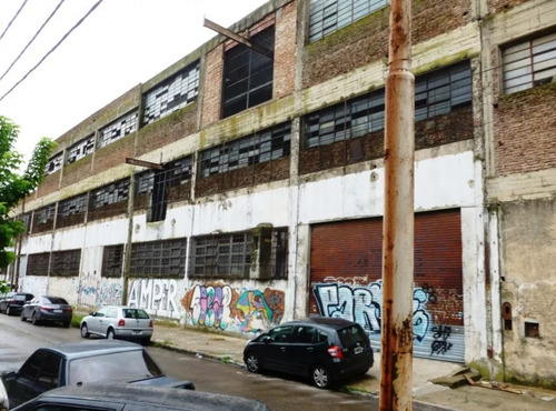 Depósito Galpón En Venta En Lomas Del Mirador, La Matanza, G.b.a. Zona Oeste