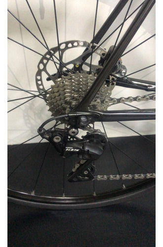 Bicicleta Cannondale Supersix Evo M 11v Seminova Cor Preto