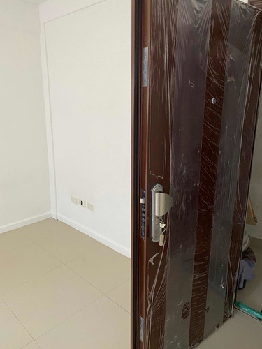 Imagen 6 de 9 de Departamento Mono Ambiente, Baño Completo. Impecable