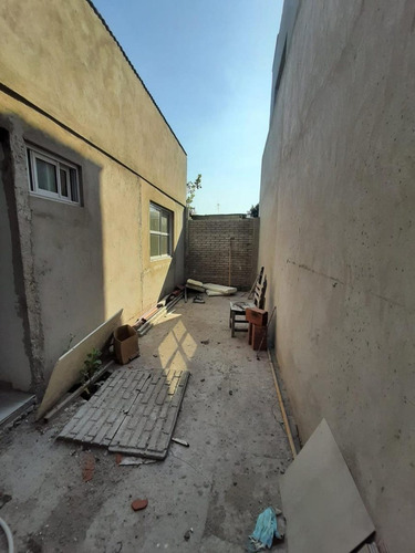 Venta Casa Multifamiliar Patio Garaje I. Casanova
