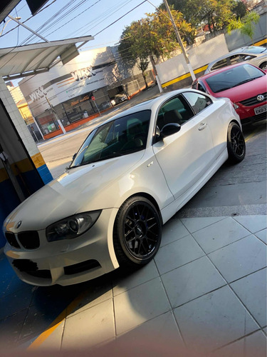 Imagem 1 de 5 de Bmw Serie 1 2009 3.0 Coupe Aut. 2p