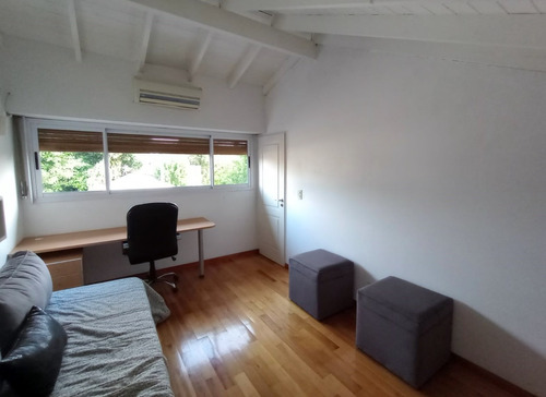 Amenedo Al 600 Adrogue Triplex Excelente Jardin Parrilla Doble Coch 3 Dorm