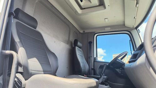 Vw 17210 Robust 23/24