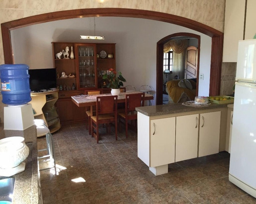 Imagem 5 de 23 de Chácara Em Condomínio, Local Tranquilo, 1938,00m² De Terreno - Ch03420 - 32664036
