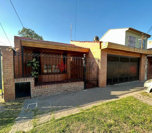 Casa Sobre Lote Propio En Villa Tesei