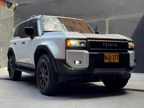 Toyota Prado Txl 2.4 Gasolina First Edition