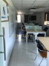 Imagen 8 de 17 de Vendo Espectacular Oficina En Pleno Barrio El Golf