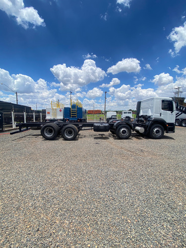 Vw 24-280 8x2 Bi-truck