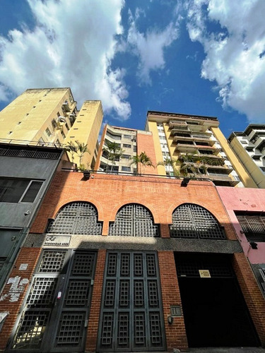 Penthouse En Venta En La Urb. La Candelaria