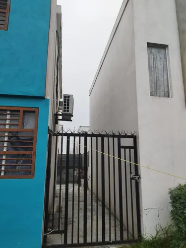 Casa En Venta En Fracc. Valle Del Roble En Cadereyta N.l.
