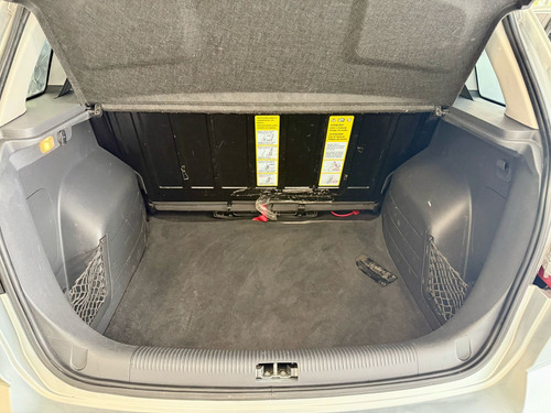 Volkswagen Suran 1.6 Comfortline 101cv