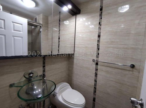 Imagen 15 de 27 de Apartamento En Venta En Guatire Terrazas De San Pedro 21-24314 Tlf 04129915337