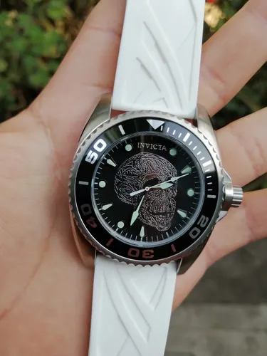 Invicta calavera sale