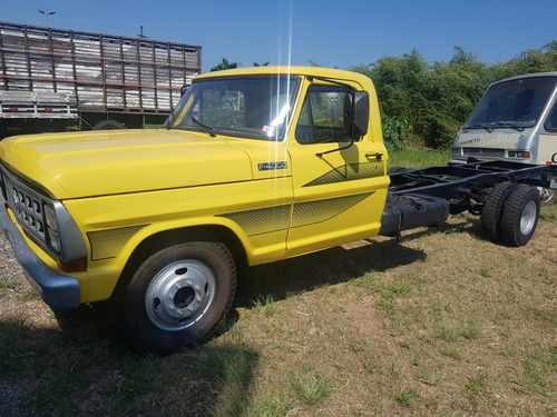 Ford F-4000