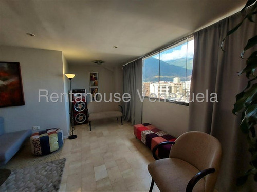 Hermoso Apartamento En Alquiler. Urb. Altamira.
