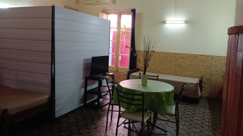 Hospedaje. Hostal. Alquiler