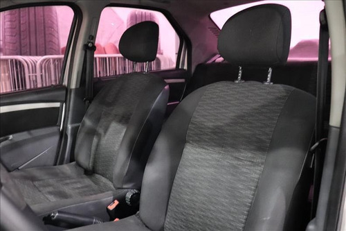 Renault Logan 1.0 Authentique 16v