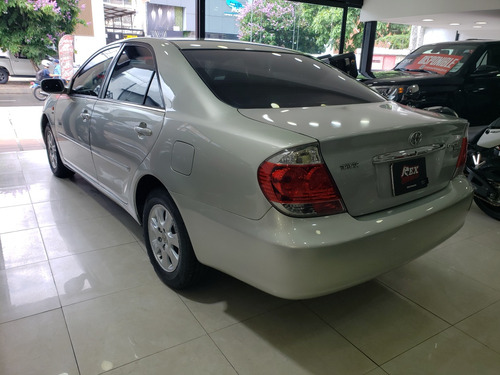 Toyota Camry Lumiere