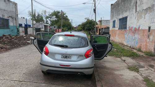 Peugeot 208 1.6 Feline