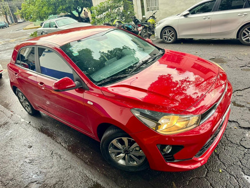 Kia Rio 1.6 Lx Hatchback At