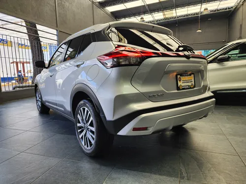 Nissan Kicks 1.6 Platinum