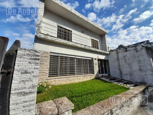 Local En Moron Sur