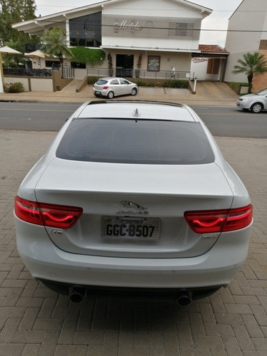 Jaguar - Xe Pure Tech - 2016